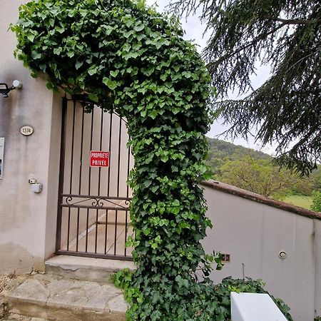 קריון-לה-בראב Residence De Gites La Sidoine Du Mont-Ventoux מראה חיצוני תמונה