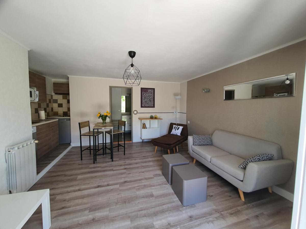 קריון-לה-בראב Residence De Gites La Sidoine Du Mont-Ventoux מראה חיצוני תמונה