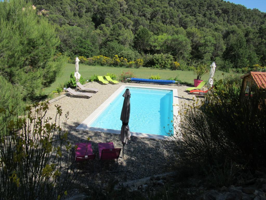 קריון-לה-בראב Residence De Gites La Sidoine Du Mont-Ventoux מראה חיצוני תמונה